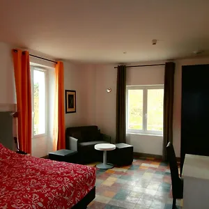  Hotel Le Moderne